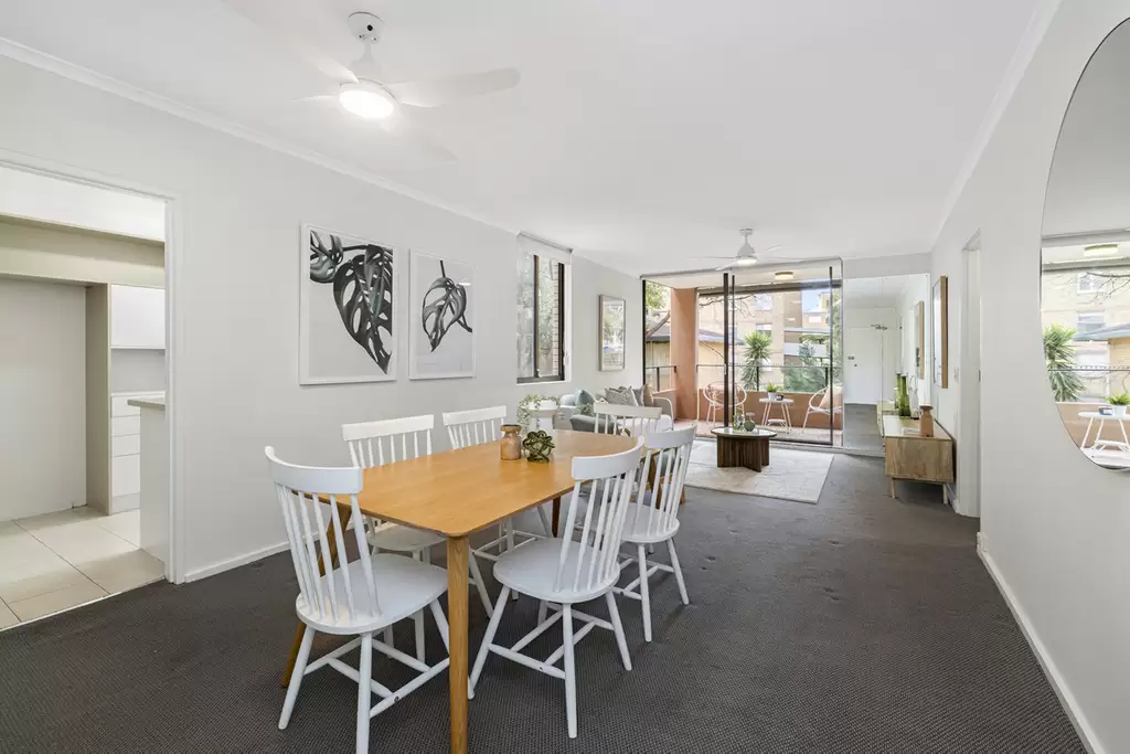 28/18 Wolseley Street, Drummoyne Auction by Rich & Oliva