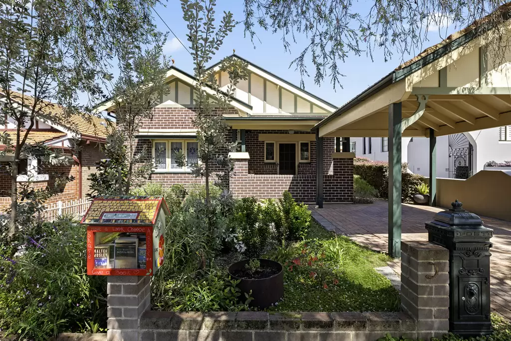 5 Austin Avenue, Croydon Auction by Rich & Oliva