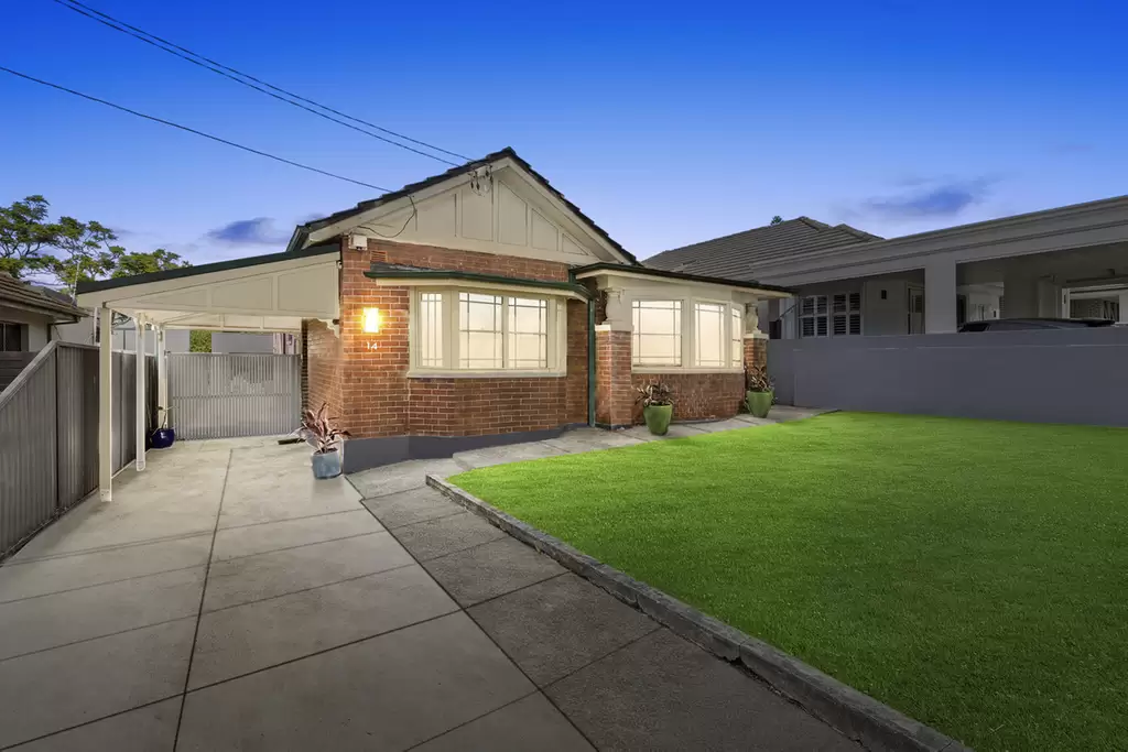 14 Bazentin Street, Belfield Auction by Rich & Oliva
