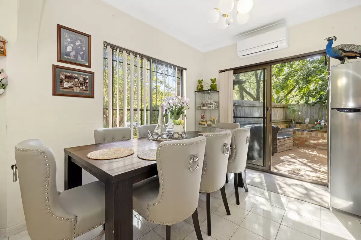 1/30 Tintern Road, Ashfield Auction by Rich & Oliva - image 3