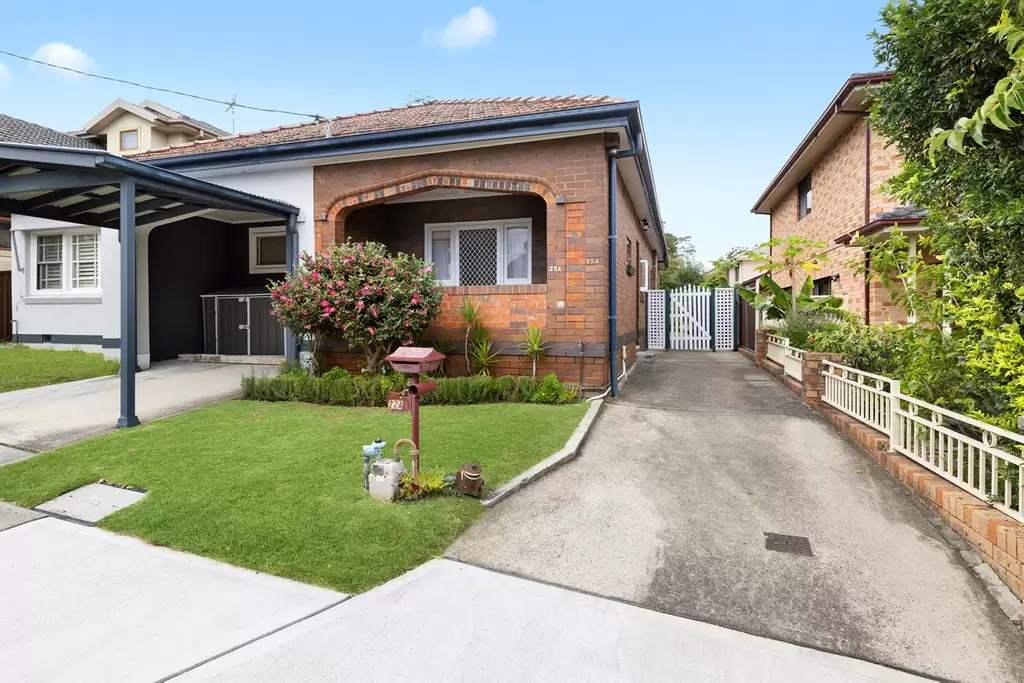 22a Heydon Street, Enfield Auction by Rich & Oliva