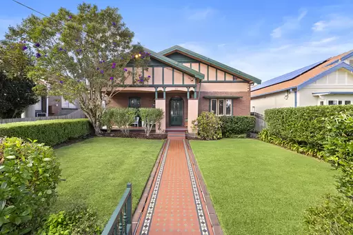 24 Kelso Street, Burwood Heights Auction by Rich & Oliva