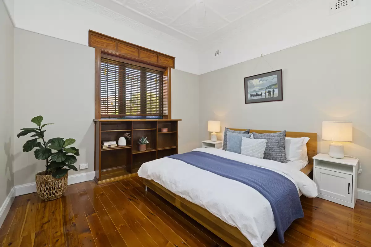 24 Lucas Road, Burwood Auction by Rich & Oliva - image 3