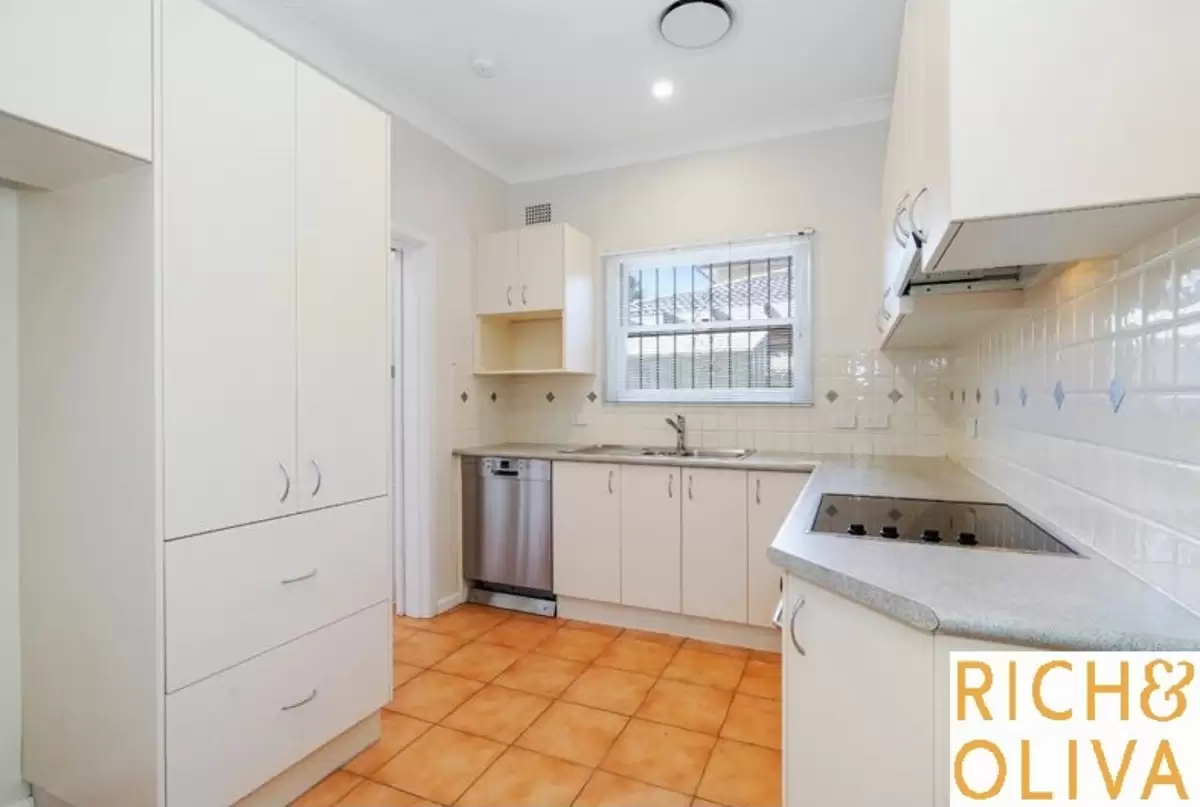 8/76 Bay Street, Croydon For Lease by Rich & Oliva - image 2
