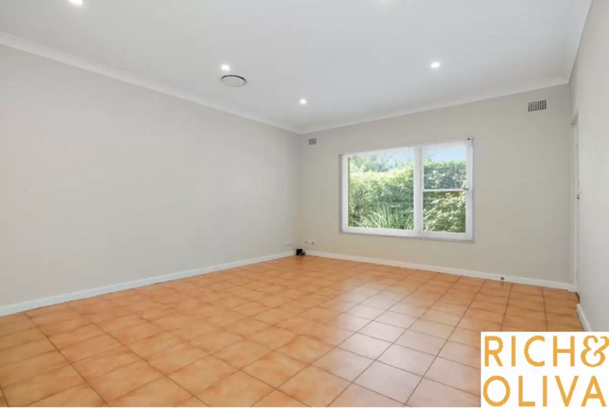 8/76 Bay Street, Croydon For Lease by Rich & Oliva - image 3