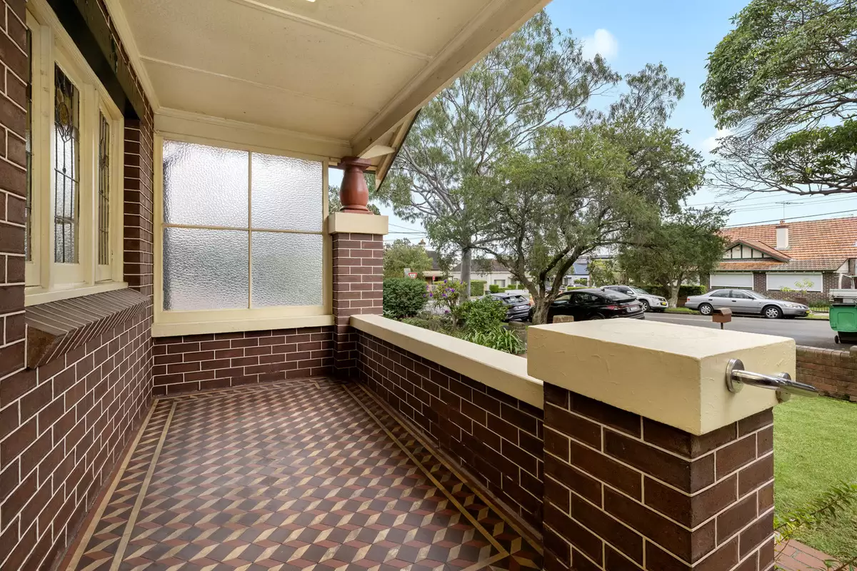 62 Dalmar Street, Croydon Auction by Rich & Oliva - image 3