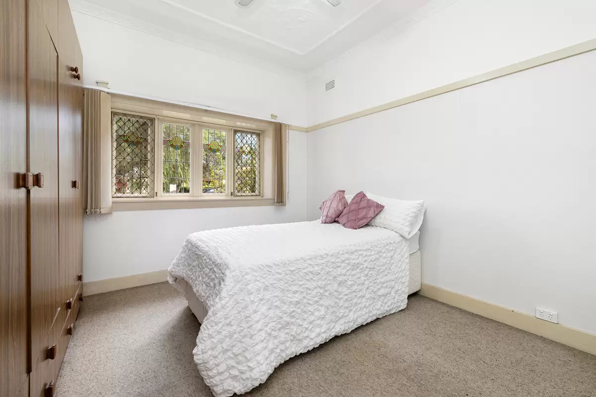 62 Dalmar Street, Croydon Auction by Rich & Oliva - image 5
