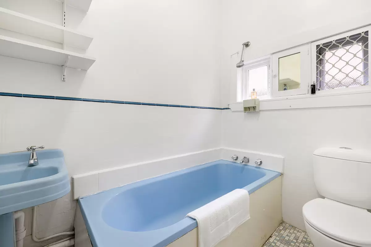 62 Dalmar Street, Croydon Auction by Rich & Oliva - image 7