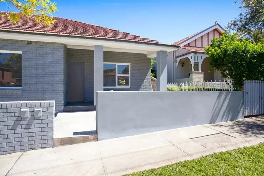 2/31 Mina Rosa Street, Enfield Leased by Rich & Oliva