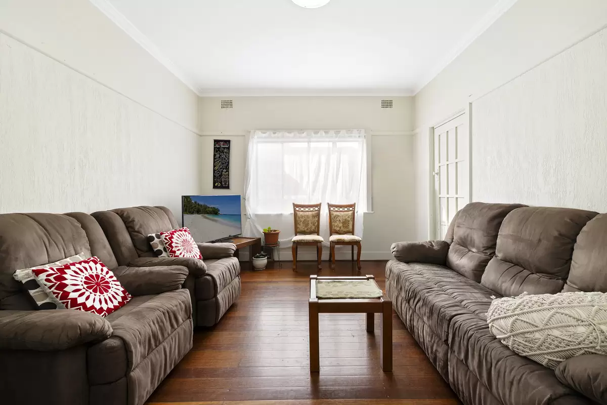 1-4/89 The Crescent, Homebush West Auction by Rich & Oliva - image 8