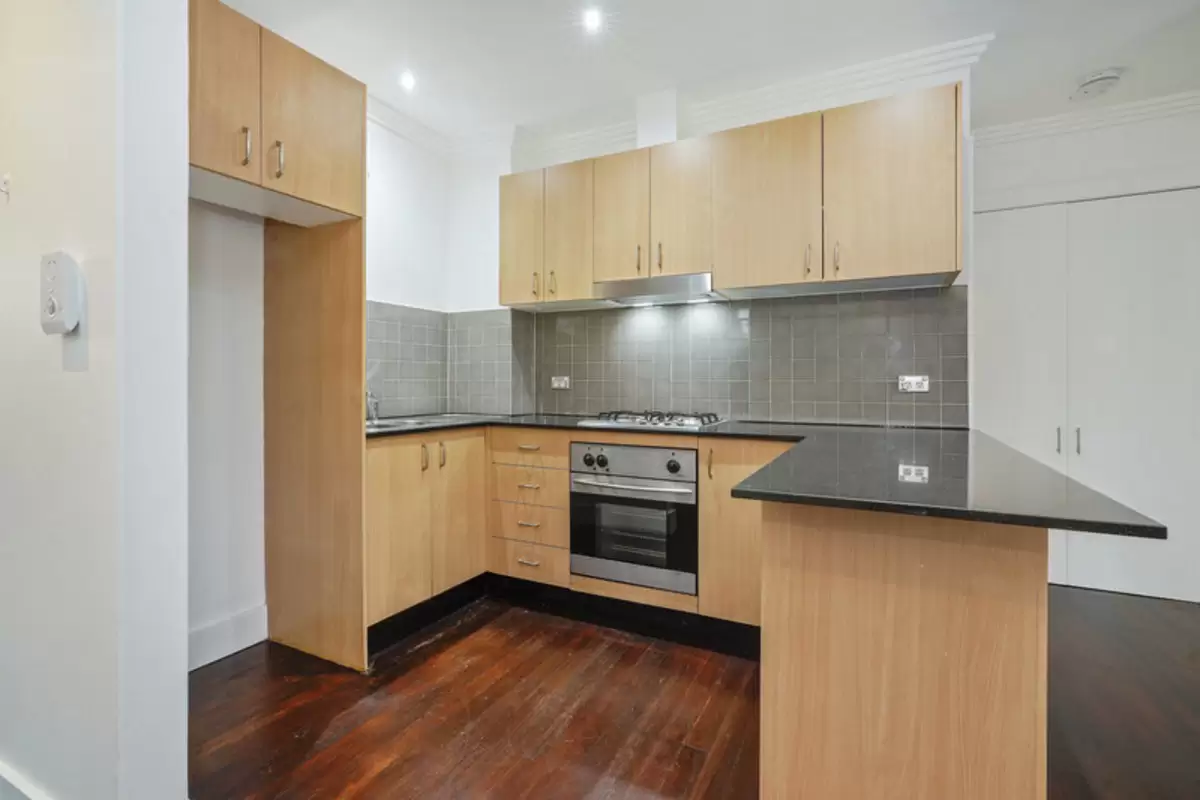 10/162 New Canterbury Road, Petersham For Lease by Rich & Oliva - image 2