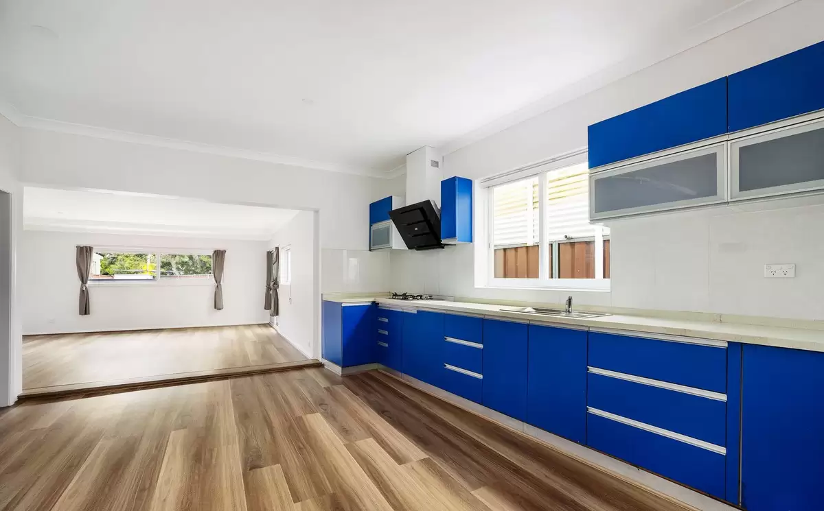 12 King Street, Ashbury For Sale by Rich & Oliva - image 2