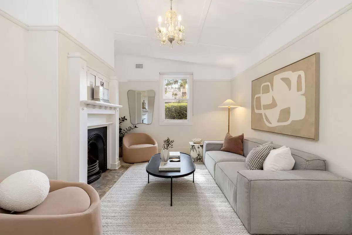 12 Lion Street, Croydon For Sale by Rich & Oliva - image 5