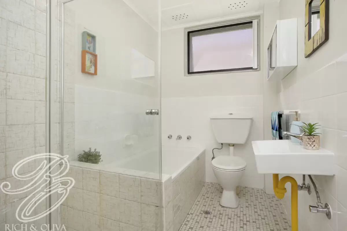 1/3 Queensborough Road, Croydon Park Sold by Rich & Oliva - image 7