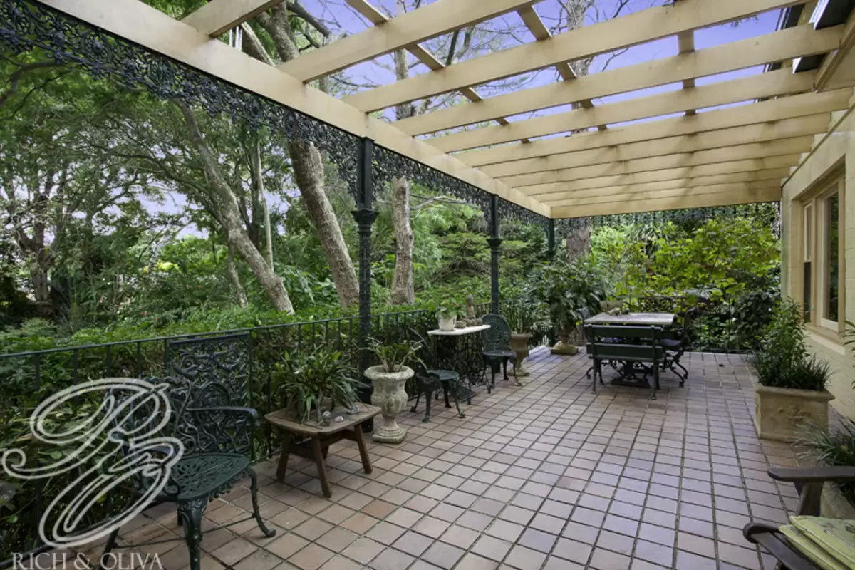 15 Appian Way, Burwood Sold by Rich & Oliva - image 8
