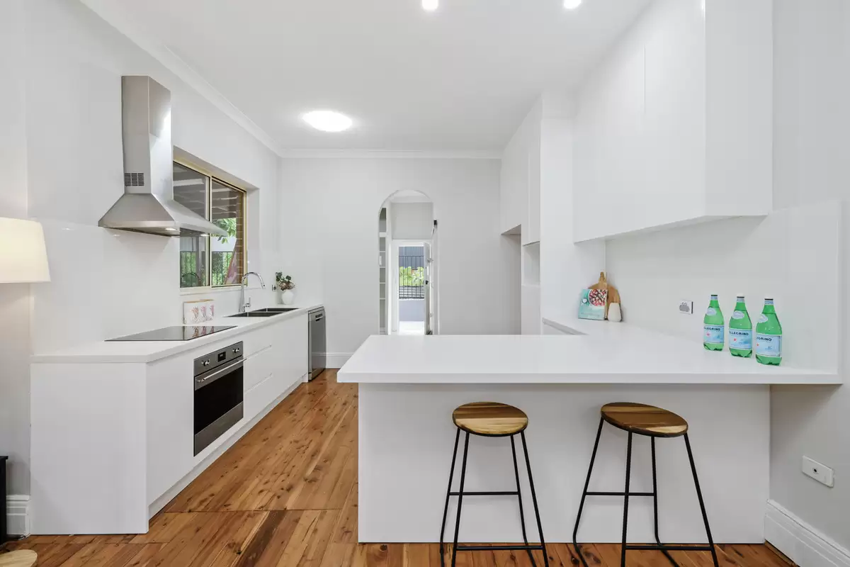 7 Queen VIctoria Street, Kogarah Leased by Rich & Oliva - image 4