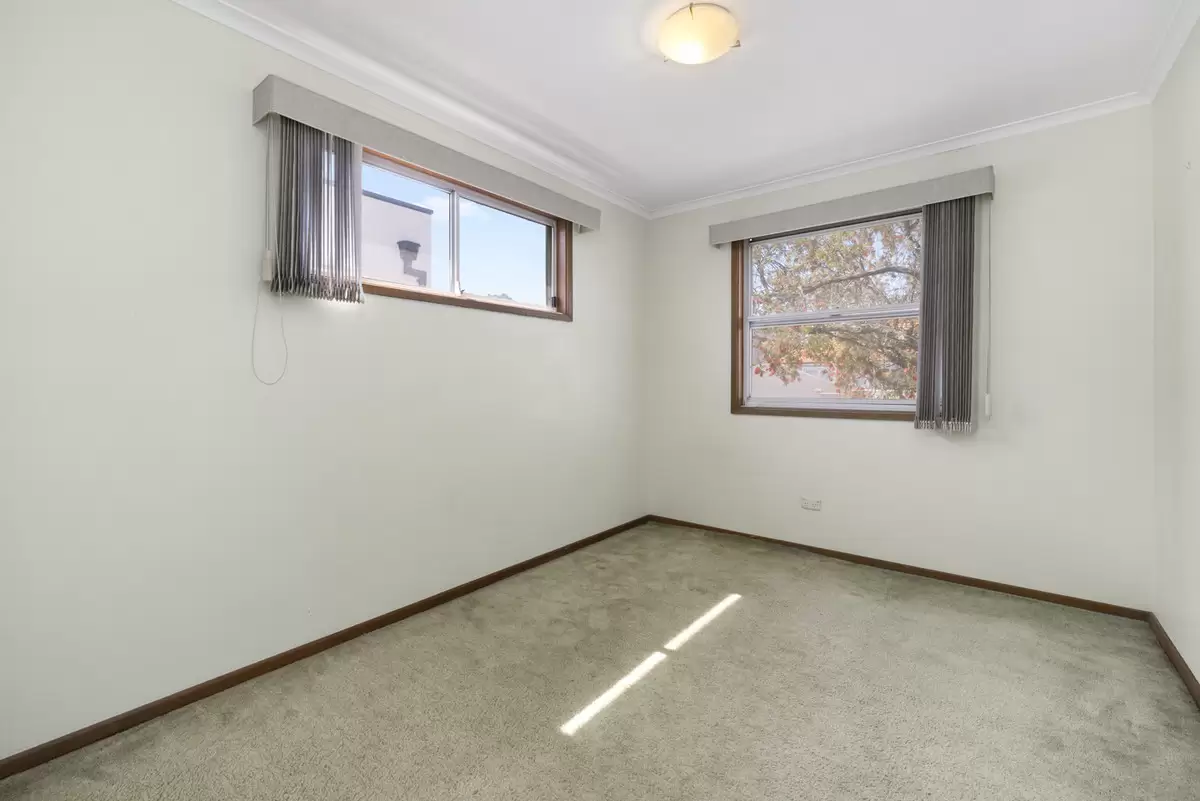 14 Rhonda Place, Concord Sold by Rich & Oliva - image 9