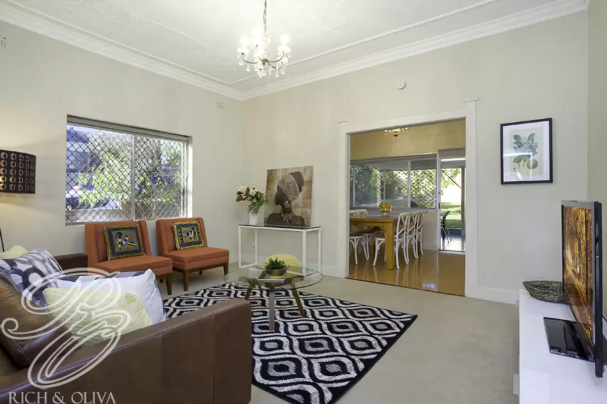 38 Hay Street, Croydon Park Sold by Rich & Oliva - image 2