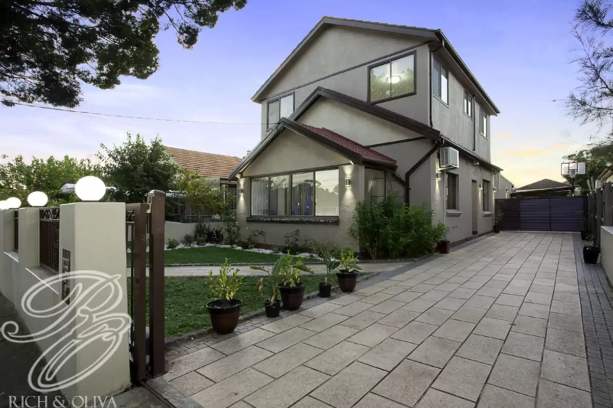 9 Yandarlo Street, Croydon Park Sold by Rich & Oliva - image 1