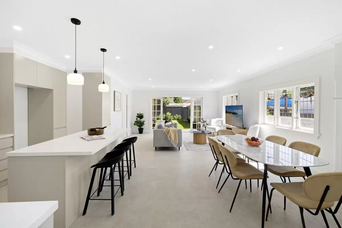 8 Rostherne Avenue, Croydon For Sale by Rich & Oliva - image 10