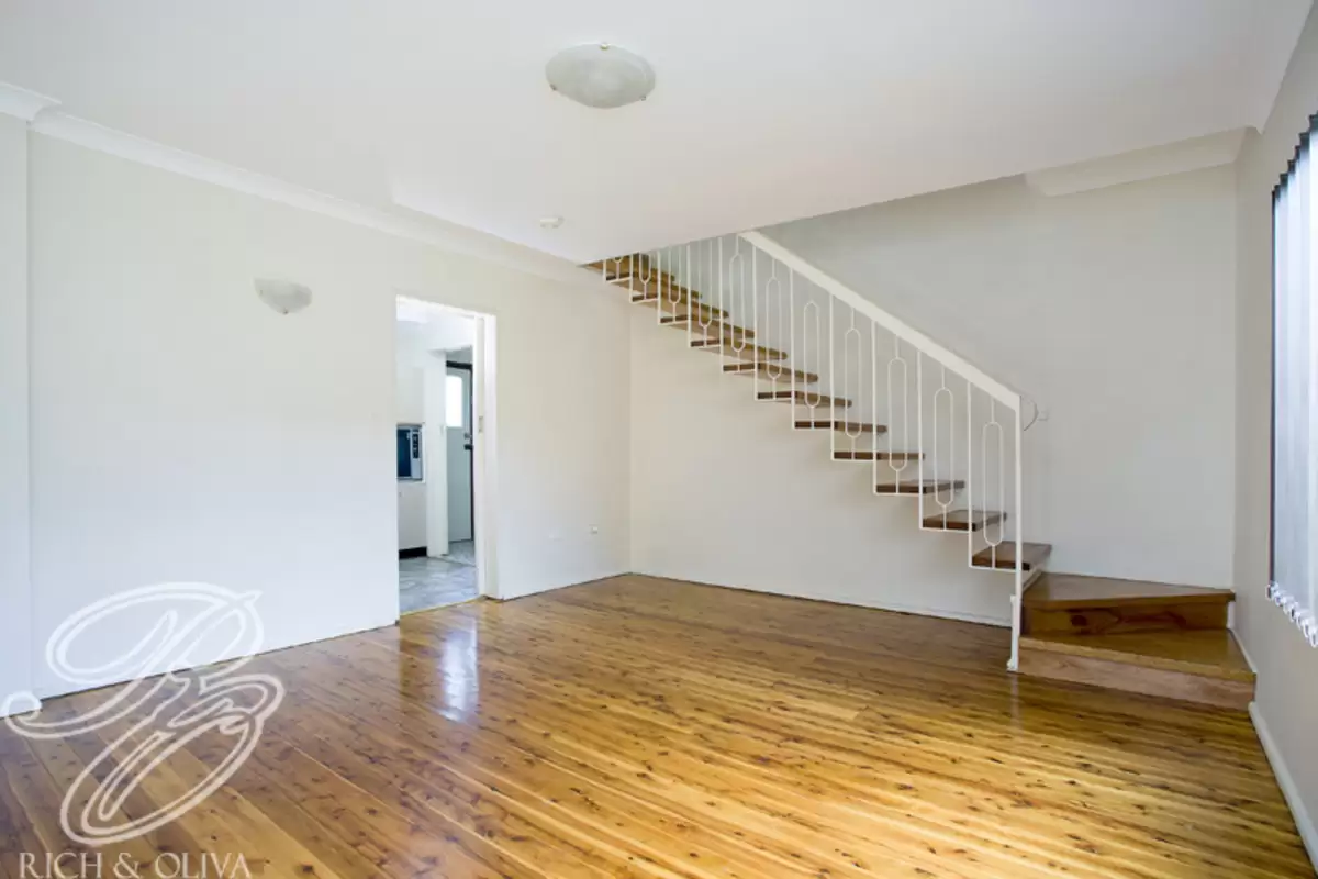 11/12 Wentworth Street, Croydon Park Sold by Rich & Oliva - image 2