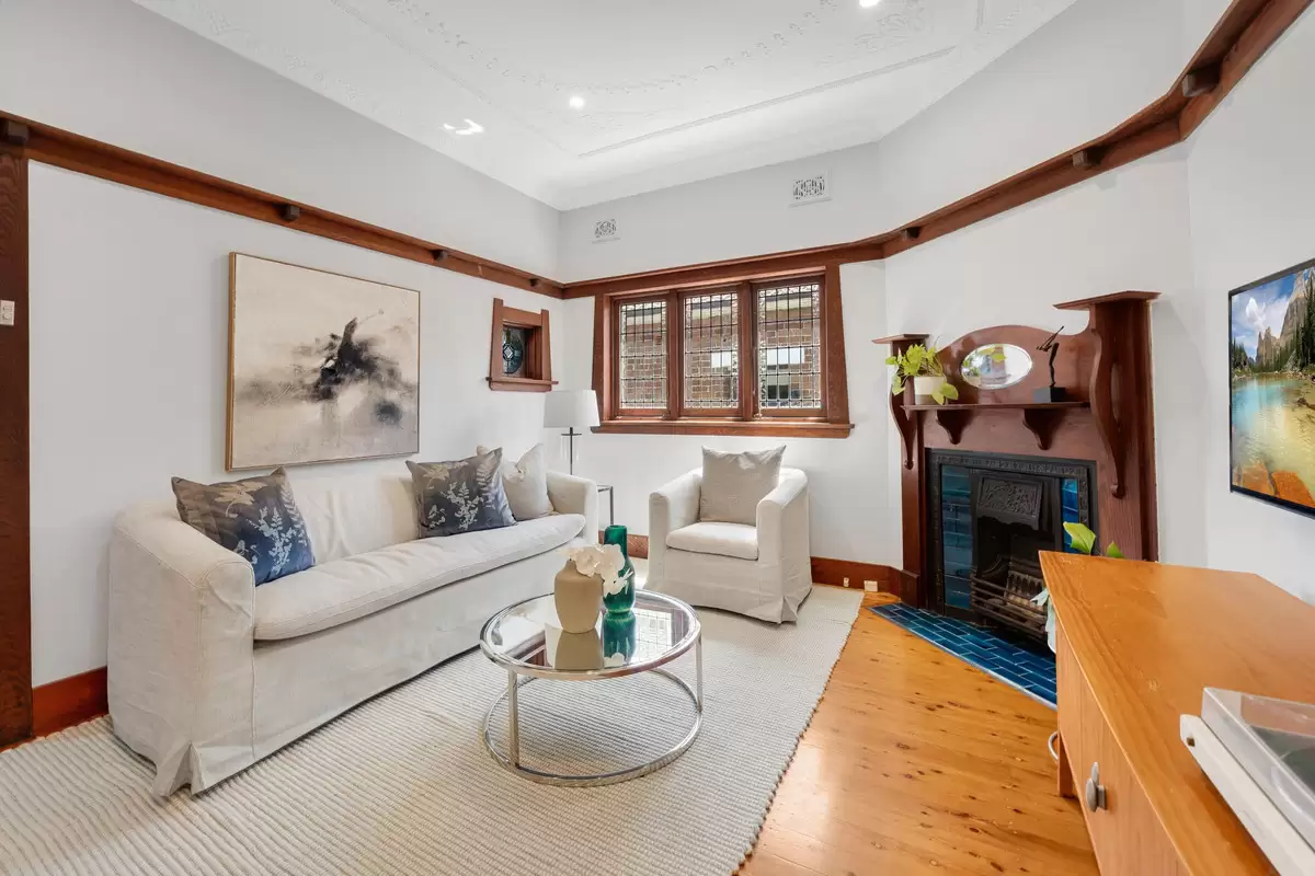 10 Trevenar Street, Ashbury Auction by Rich & Oliva - image 7