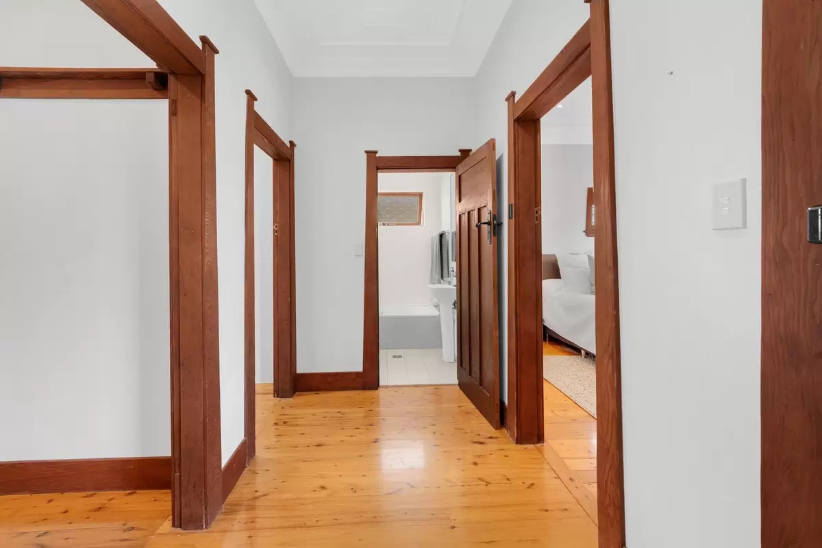 10 Trevenar Street, Ashbury Auction by Rich & Oliva - image 4