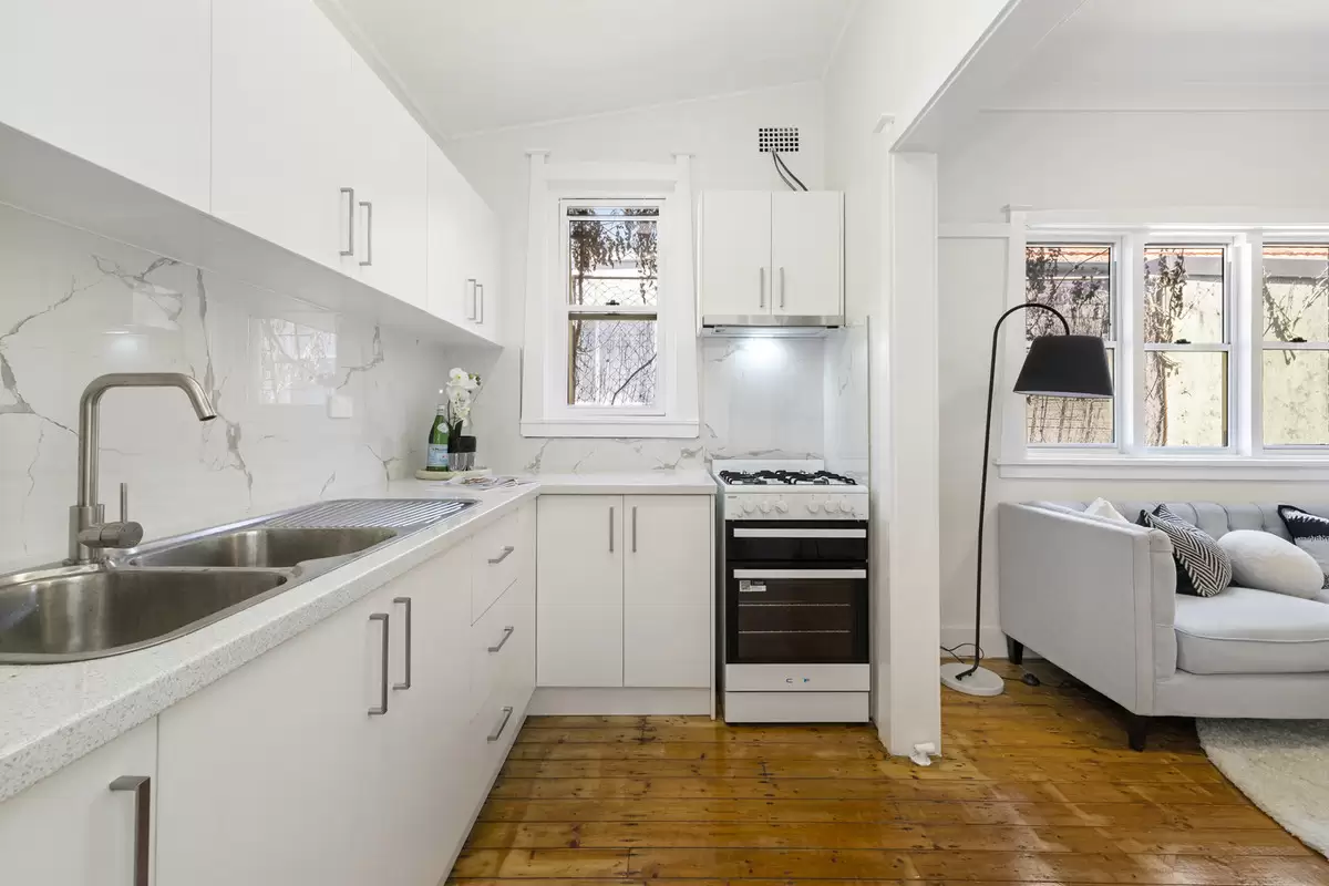 8 Burnham Street, Belfield Sold by Rich & Oliva - image 11