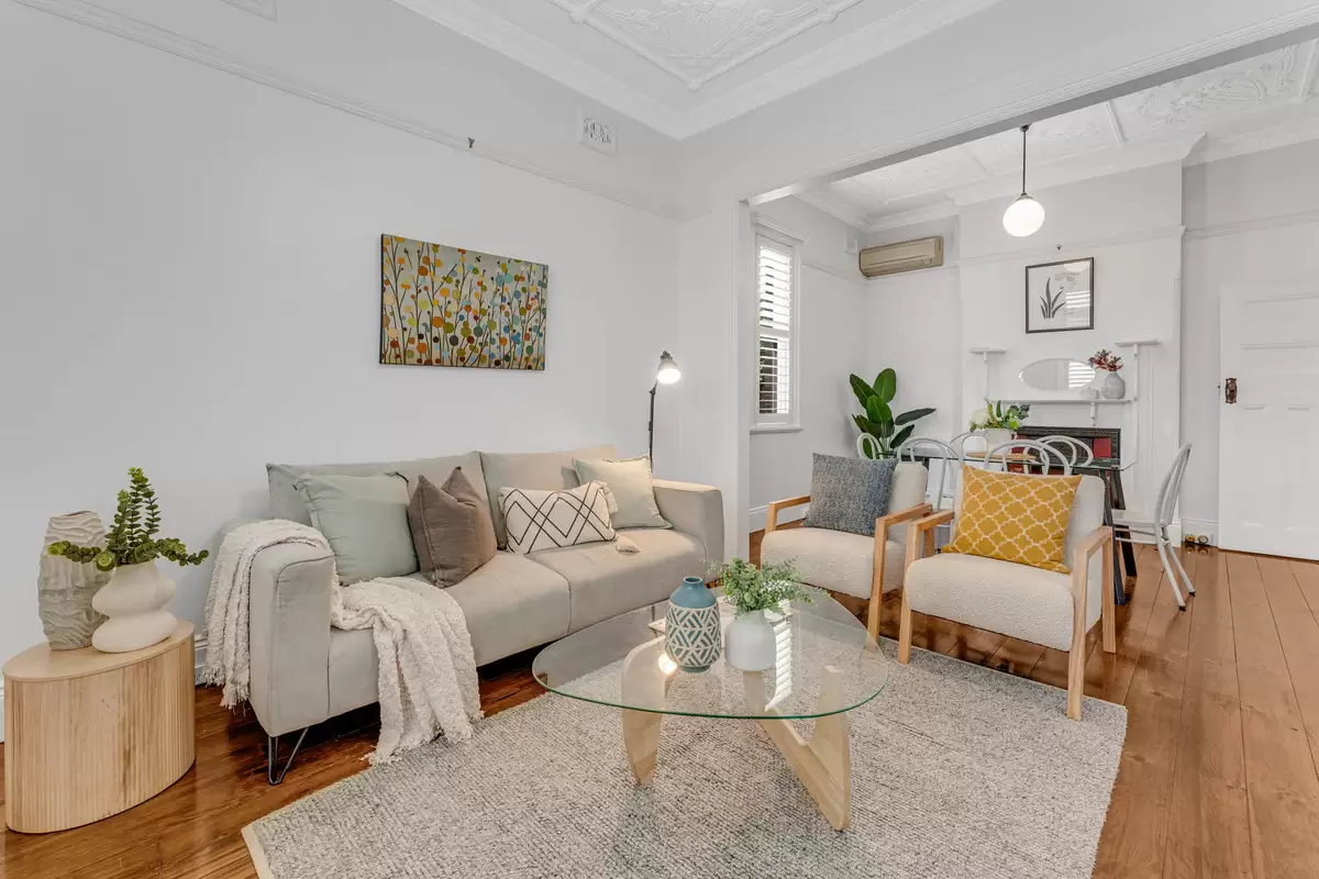 38 Kenilworth Street, Croydon Auction by Rich & Oliva - image 5