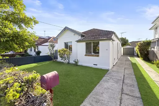 35 Stanley Street, Croydon Park Auction by Rich & Oliva