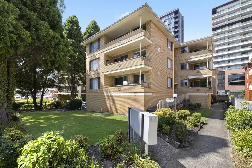 19/10-12 Park Avenue, Burwood For Sale by Rich & Oliva