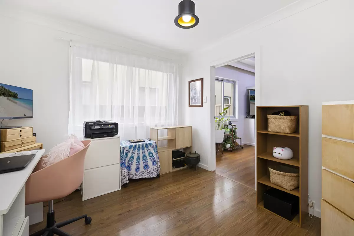 6 Lyminge Road, Croydon Park Auction by Rich & Oliva - image 6