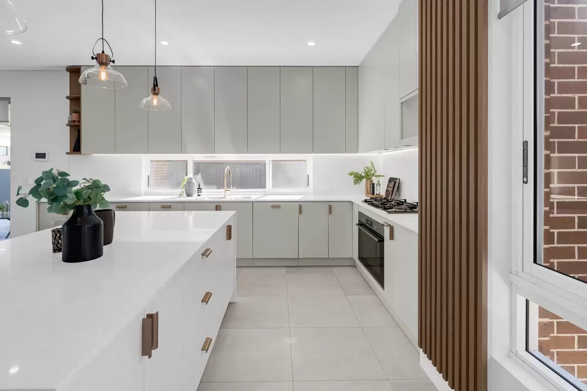 22 Birdwood Avenue, Belfield Auction by Rich & Oliva - image 5