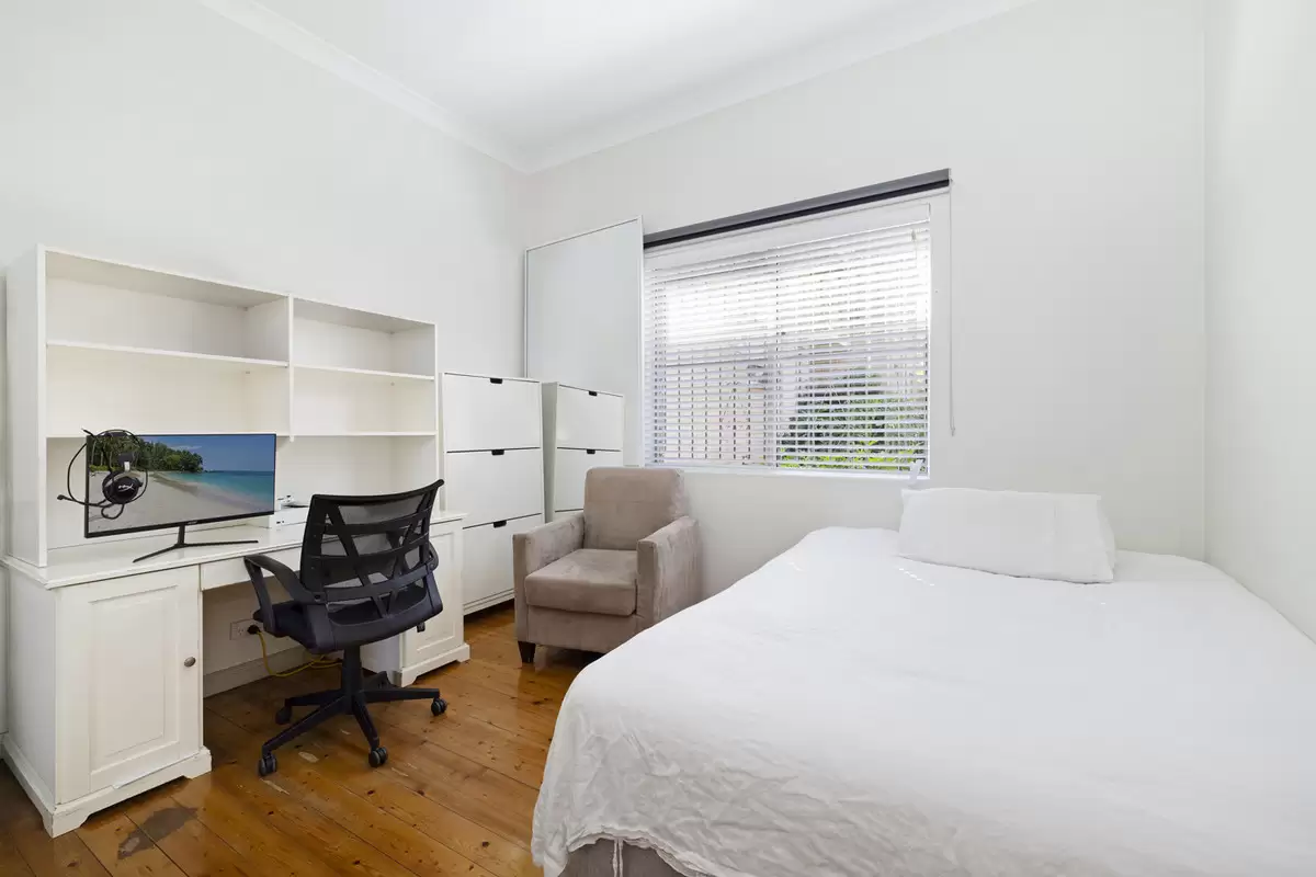 44 Minter Street, Canterbury Auction by Rich & Oliva - image 5