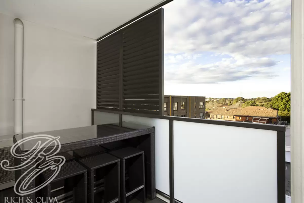 C305/11 Mashman Avenue, Kingsgrove Sold by Rich & Oliva - image 7