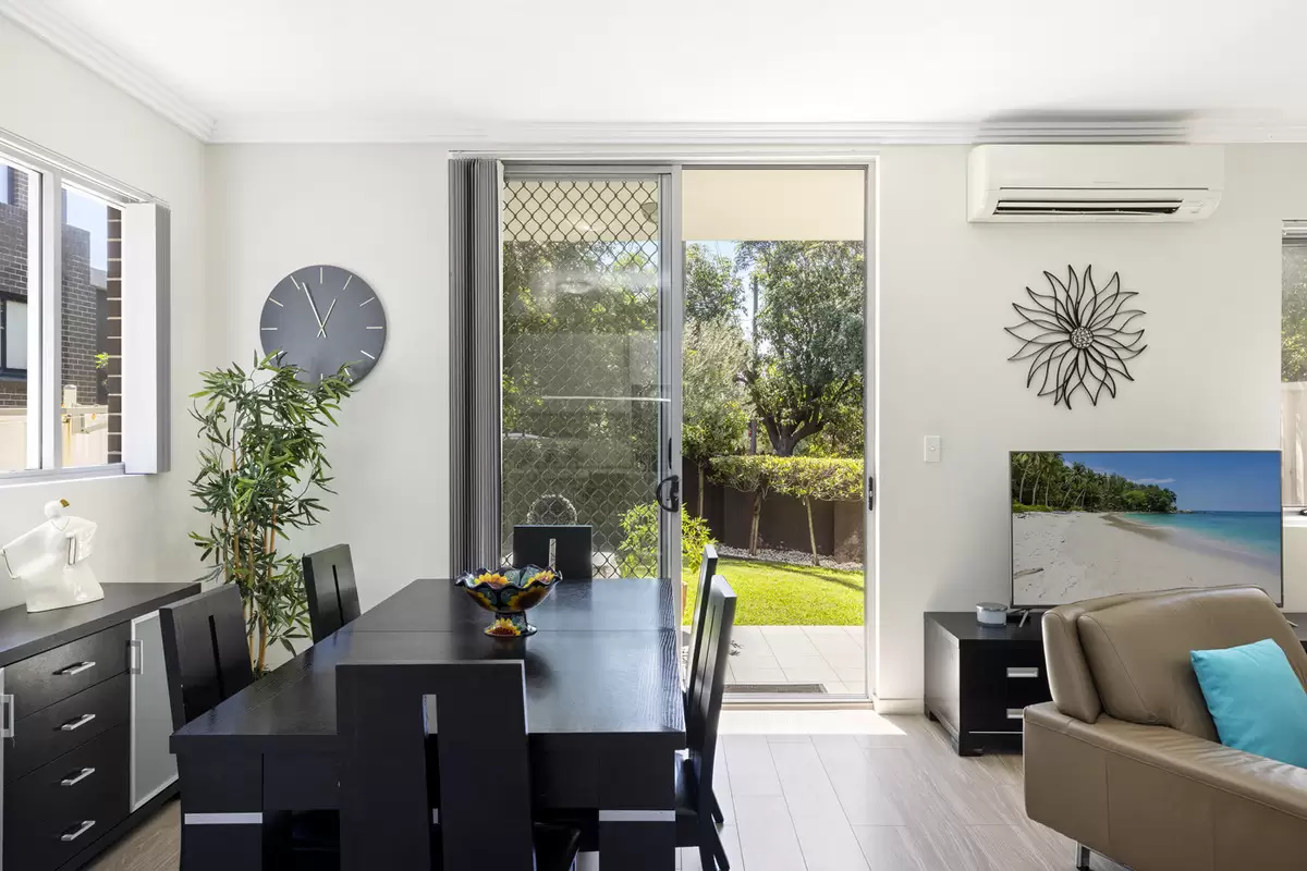 1/92 Liverpool Road, Burwood Heights Auction by Rich & Oliva - image 4