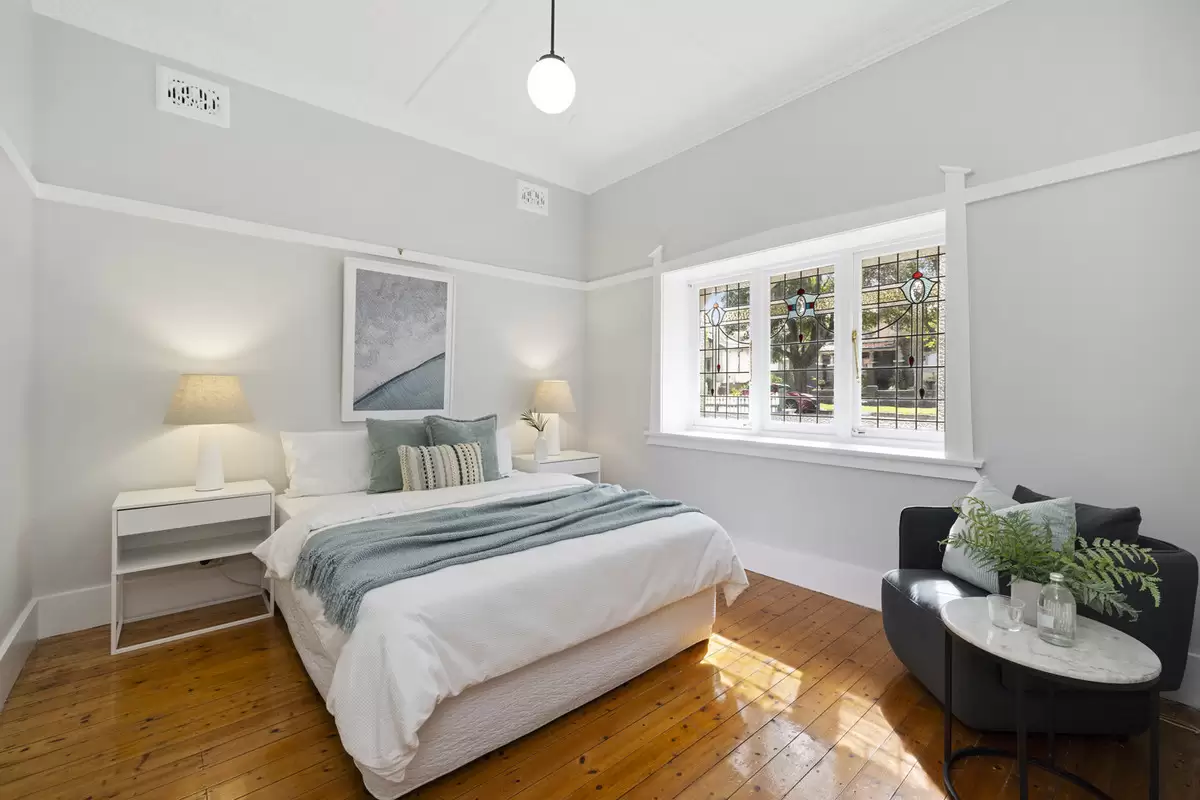 30 Roslyn Street, Ashbury Auction by Rich & Oliva - image 4