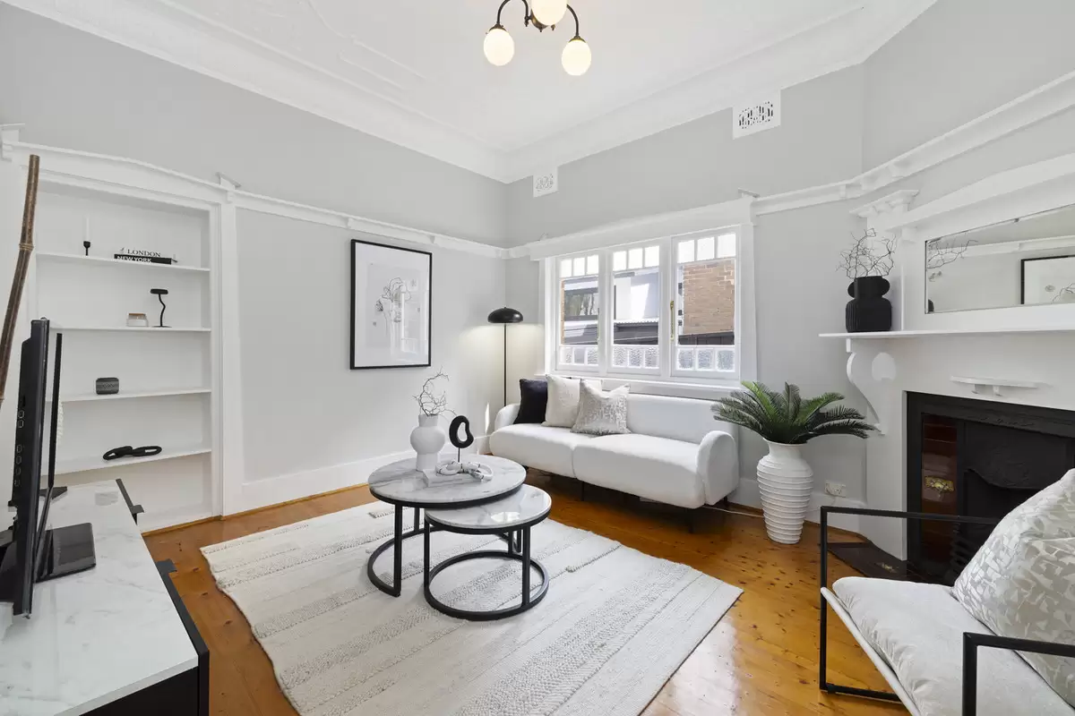 30 Roslyn Street, Ashbury Auction by Rich & Oliva - image 8