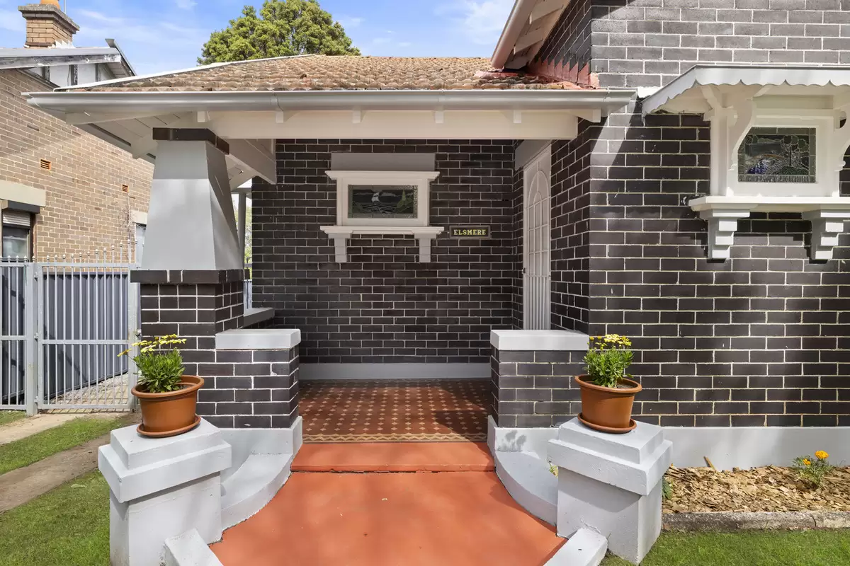 30 Roslyn Street, Ashbury Auction by Rich & Oliva - image 3