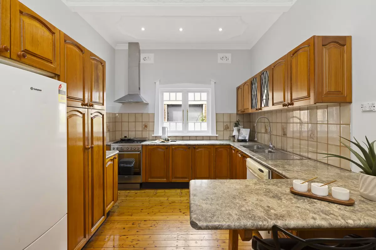 30 Roslyn Street, Ashbury Auction by Rich & Oliva - image 10