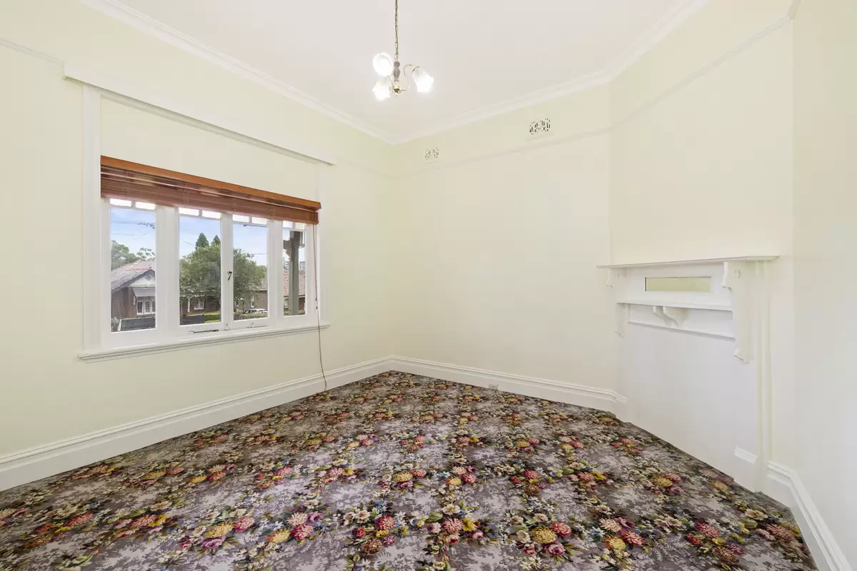 8 David Street, Croydon Auction by Rich & Oliva - image 5