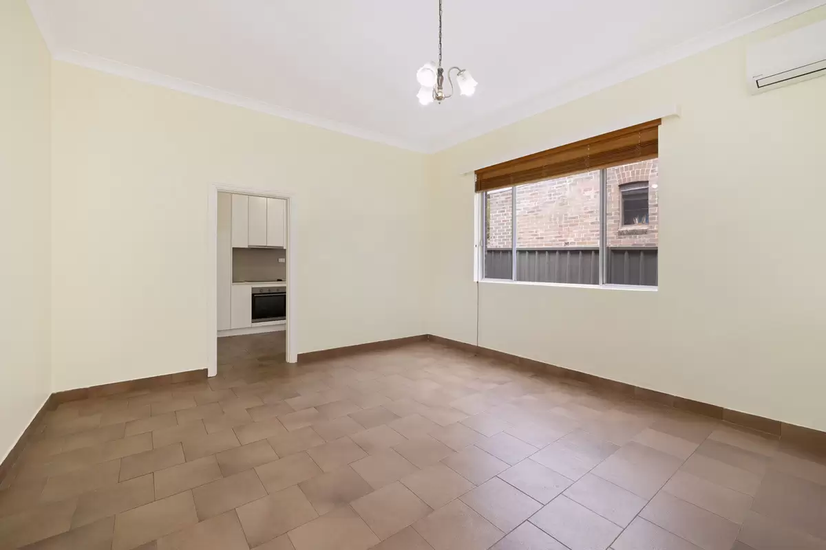8 David Street, Croydon Auction by Rich & Oliva - image 9