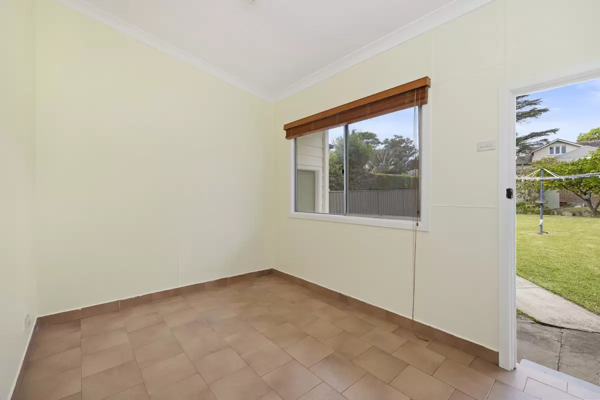8 David Street, Croydon Auction by Rich & Oliva - image 11