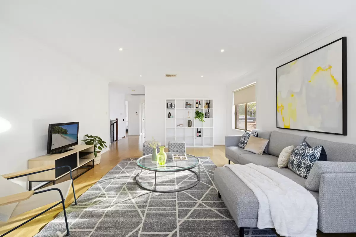 13 Cooks Avenue, Canterbury Auction by Rich & Oliva - image 7