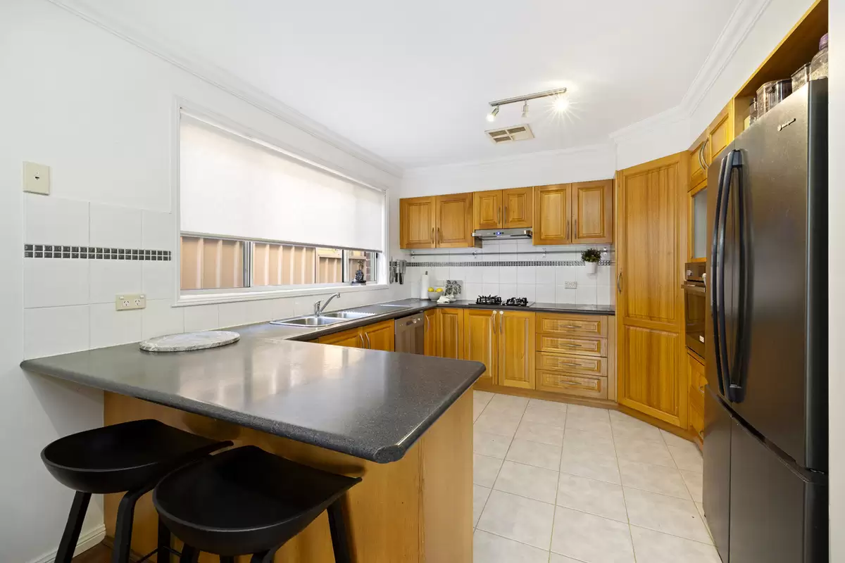 13 Cooks Avenue, Canterbury Auction by Rich & Oliva - image 6