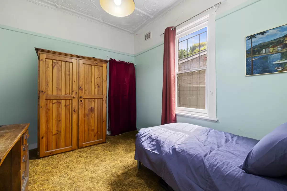 5 Goodwin Avenue, Ashfield Auction by Rich & Oliva - image 4