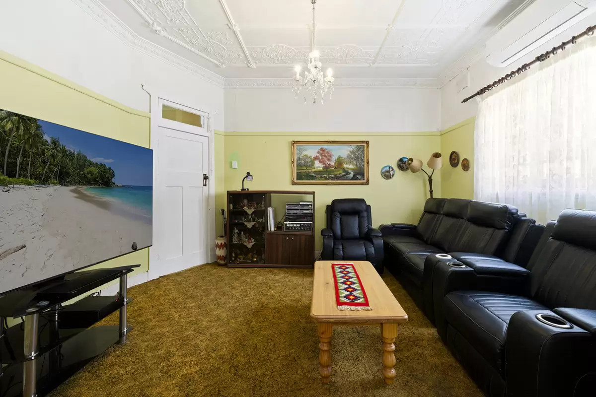 5 Goodwin Avenue, Ashfield Auction by Rich & Oliva - image 6