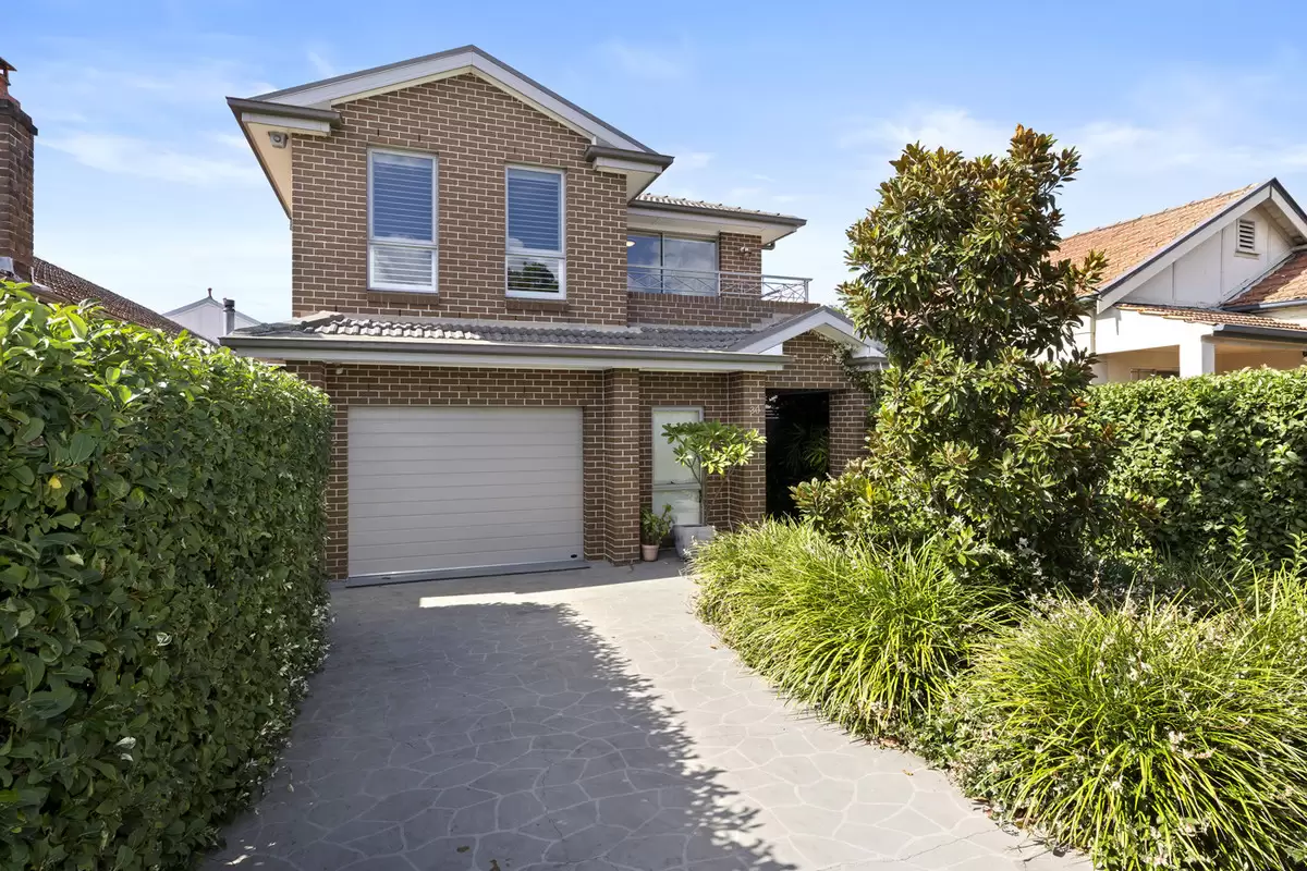 30 Lennartz Street, Croydon Park Auction by Rich & Oliva - image 1