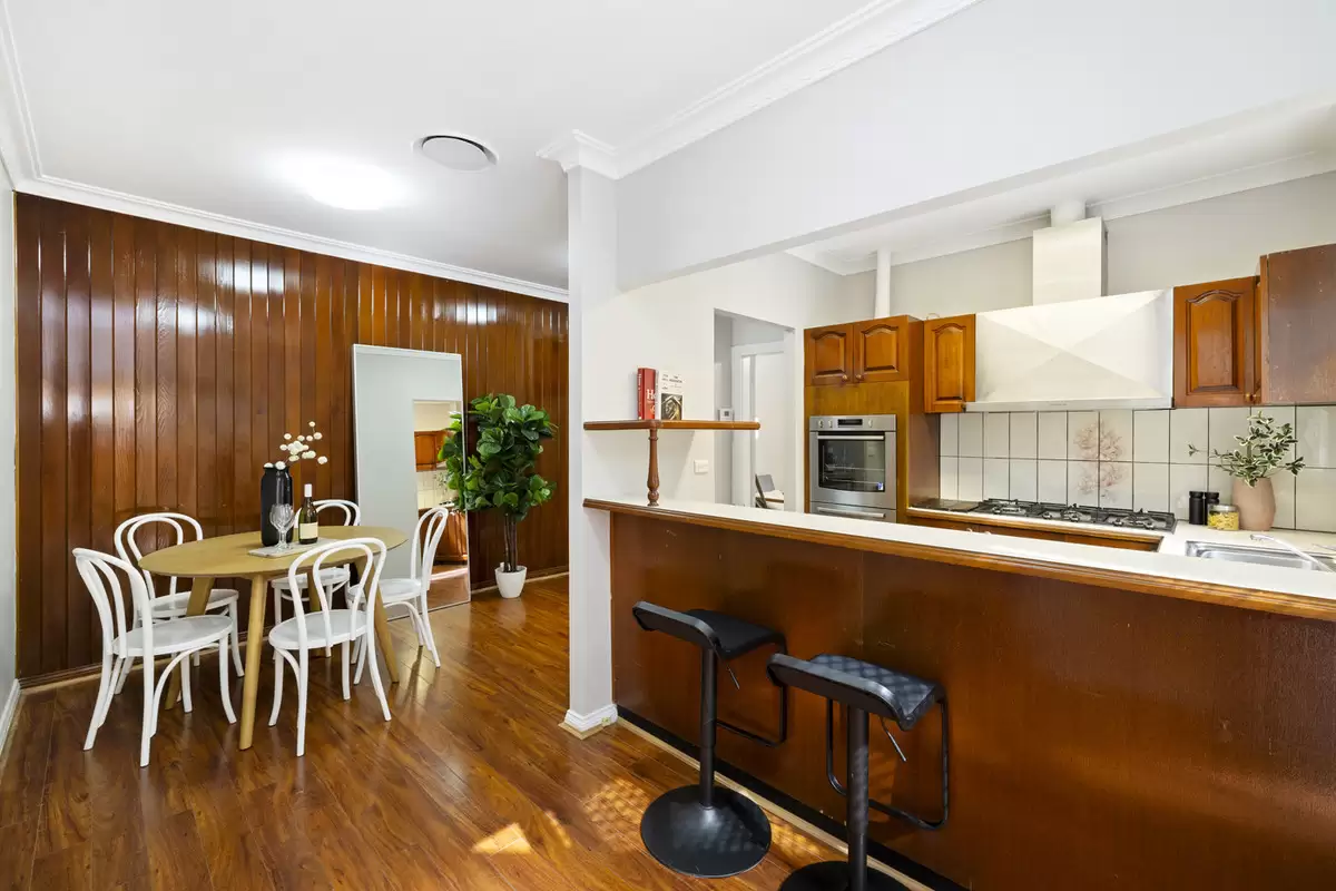 84 Greenhills Street, Croydon Park Auction by Rich & Oliva - image 10