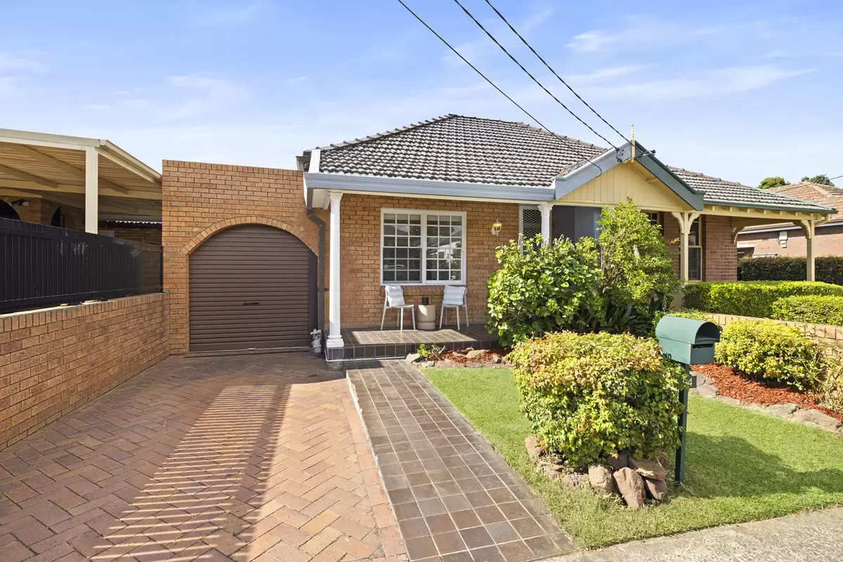 84 Greenhills Street, Croydon Park Auction by Rich & Oliva - image 14